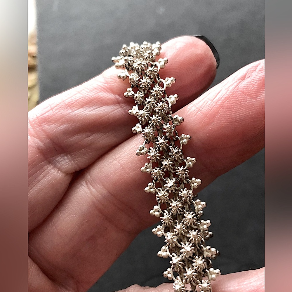 Vintage Sterling Bracelet - Picture 5 of 9